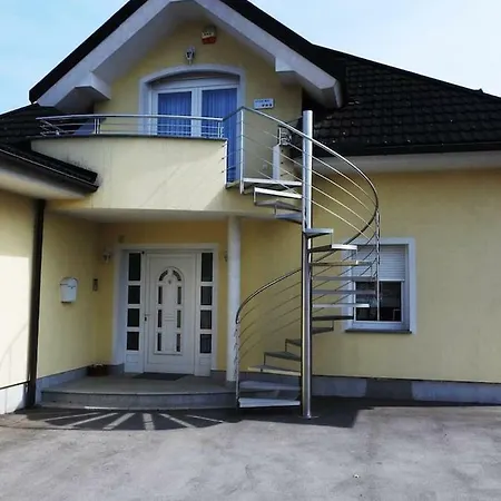 Natasha's Garden House * Dol pri Ljubljani