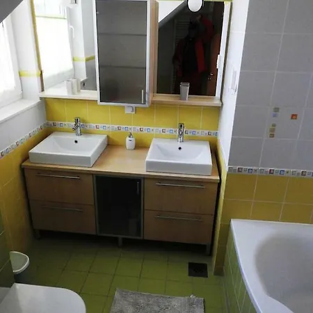 아파트 Natasha's Garden House Dol pri Ljubljani
